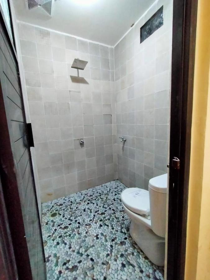 Calliandra Homestay Banyuwangi  Eksteriør billede