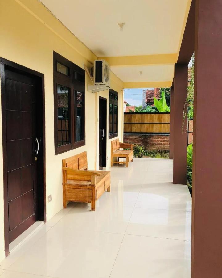 Calliandra Homestay Banyuwangi  Eksteriør billede